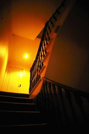 窓の悩みはガラスフィルムで解決できます